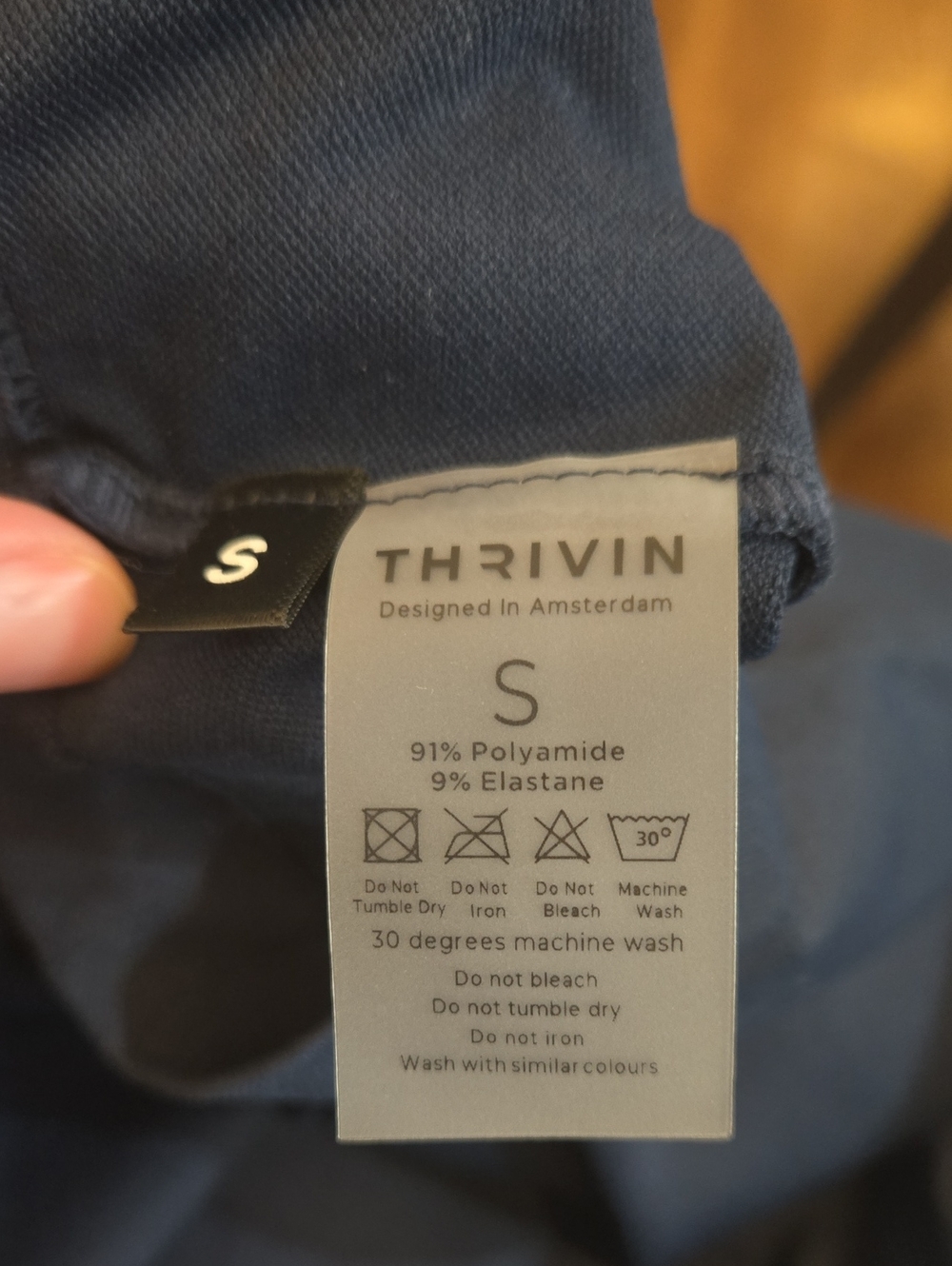 Thrivin Elevate Sculpting V-Waist Flare Leggings Navy Small - Picture 12 of 12